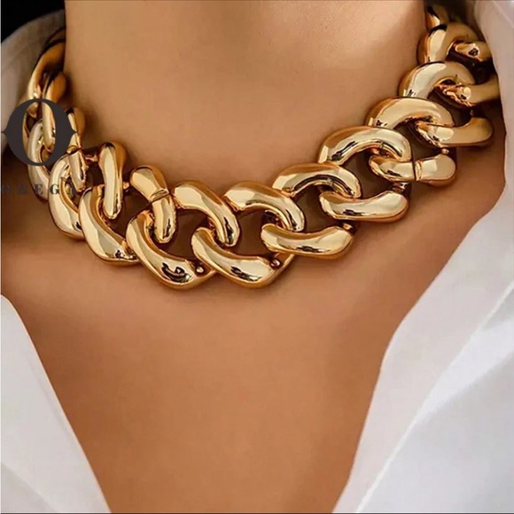 CHUNKY SIMPLE CUBAN CHAIN LINK NECKLACE GOLD OR SILVER - Picture 2 of 9